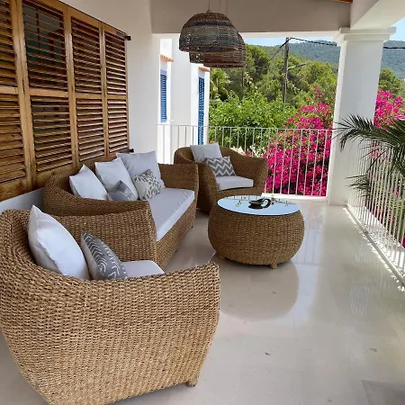 Hébergement de vacances Es Queixal - Canet Con Piscina Exterior Climatizada *