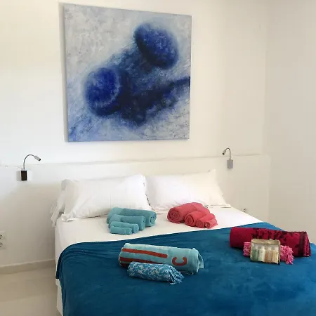 Hébergement de vacances Es Queixal - Canet Con Piscina Exterior Climatizada *