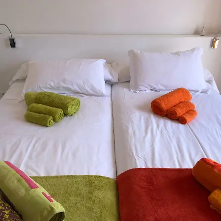 Hébergement de vacances Es Queixal - Canet Con Piscina Exterior Climatizada *